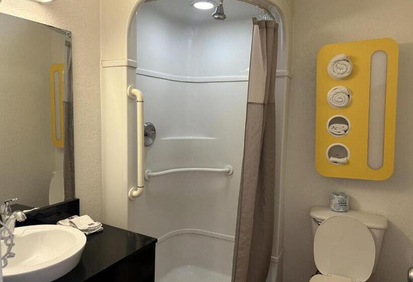 Четырехместный Номер Стандарт, Motel 6 Stanton, Ca