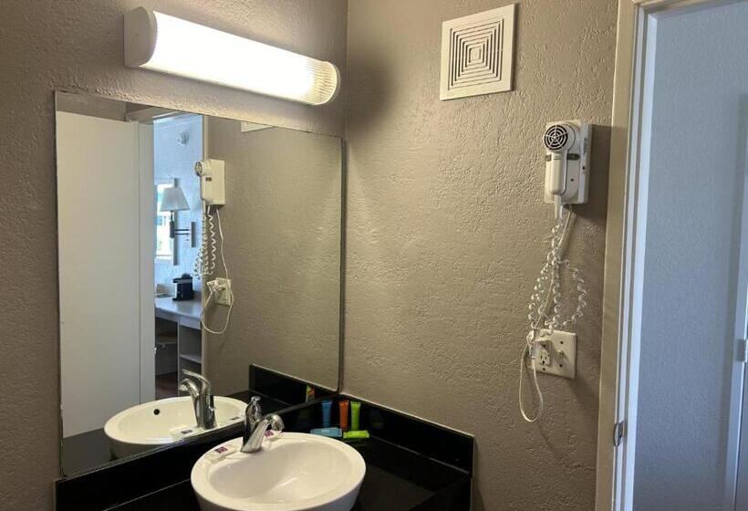 高品质的四人房间, Motel 6 Stanton, Ca