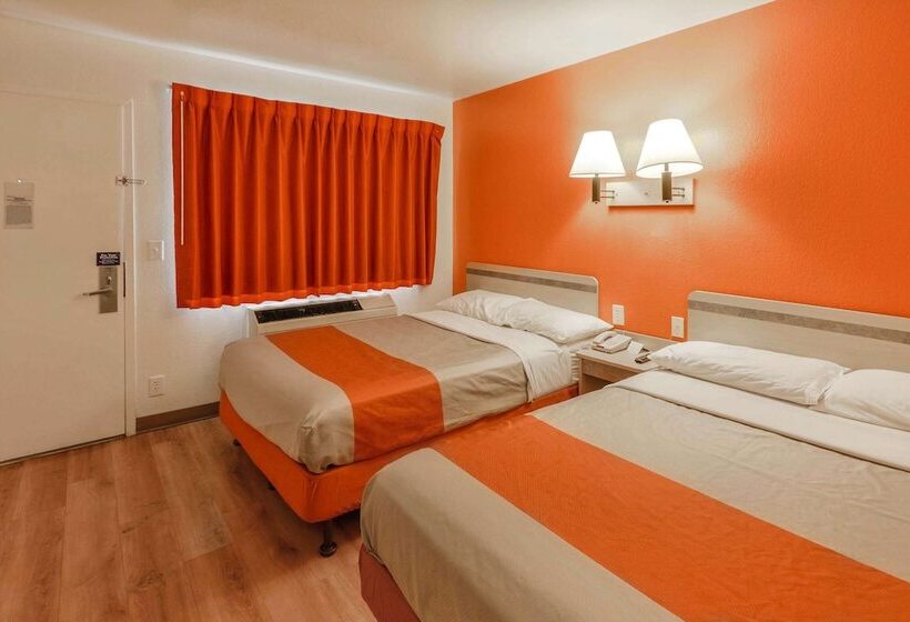 デラックスルーム, Motel 6 Huntsville, Tx