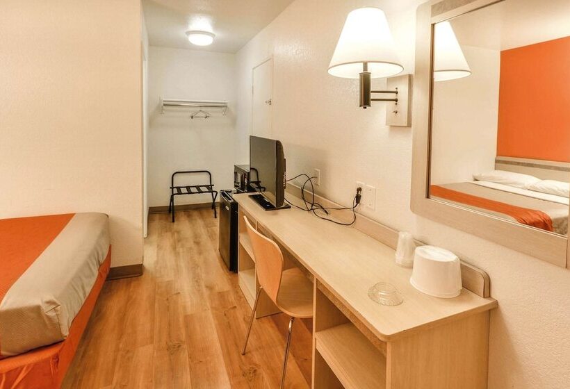 デラックスルーム, Motel 6 Huntsville, Tx