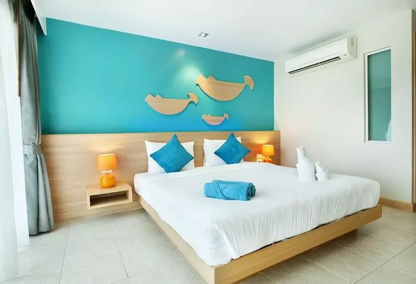 バルコニー付きスーペリアルーム, Ratana Apart Hotel At Kamala