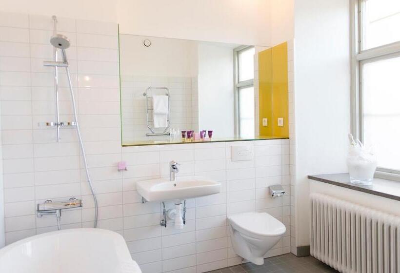 수피리어 룸, Rosersbergs Slottshotell