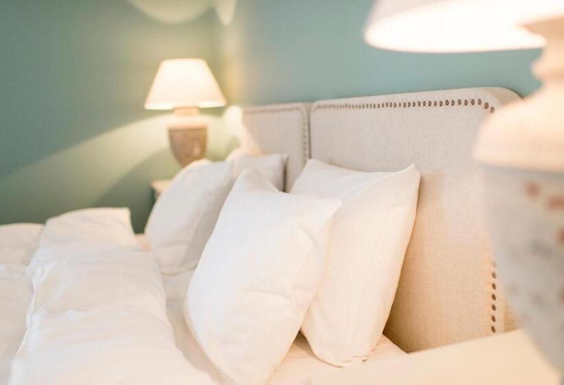 스탠다드 룸, Rosersbergs Slottshotell