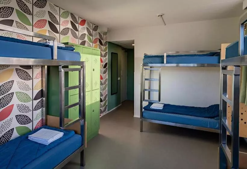 ルームシェアのワンベッド, Stayokay Hostel Terschelling