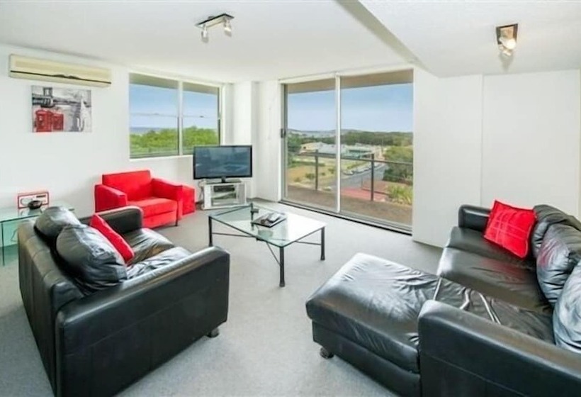 带2个卧室的公寓, Tradewinds Apartments