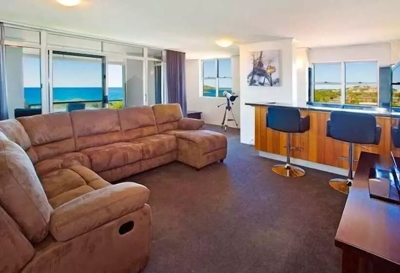 1 Bedroom Penthouse Apartment, Tradewinds Apartments