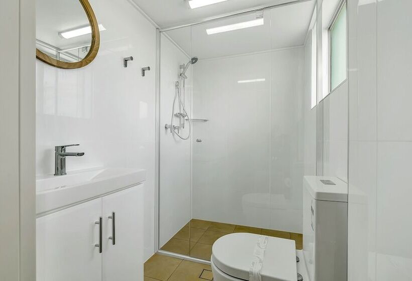 带3个卧室的公寓, Tradewinds Apartments