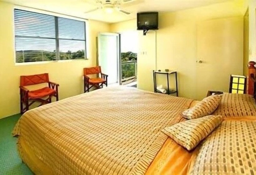 带3个卧室的公寓, Tradewinds Apartments