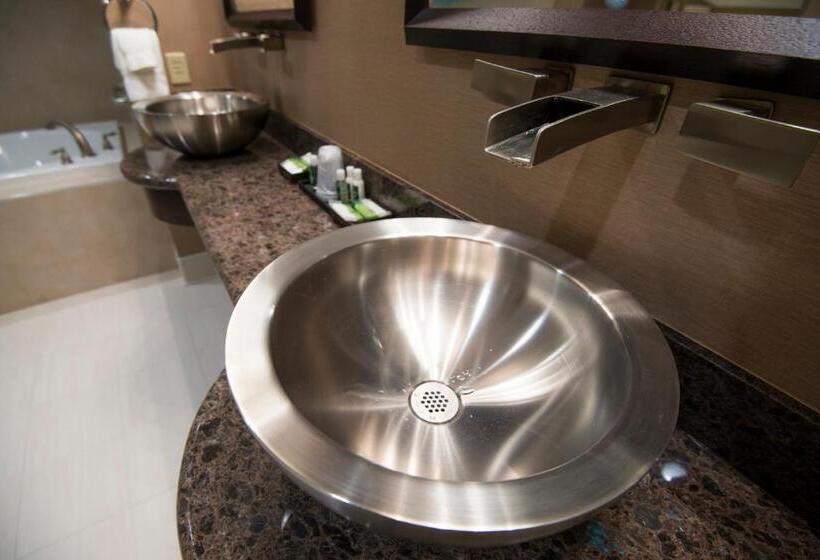 جناح إدارى, Winriver Resort And Casino