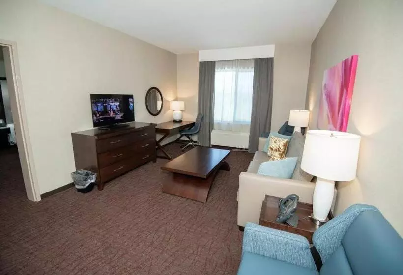 キングサイズベッドのスイートルーム, Winriver Resort And Casino