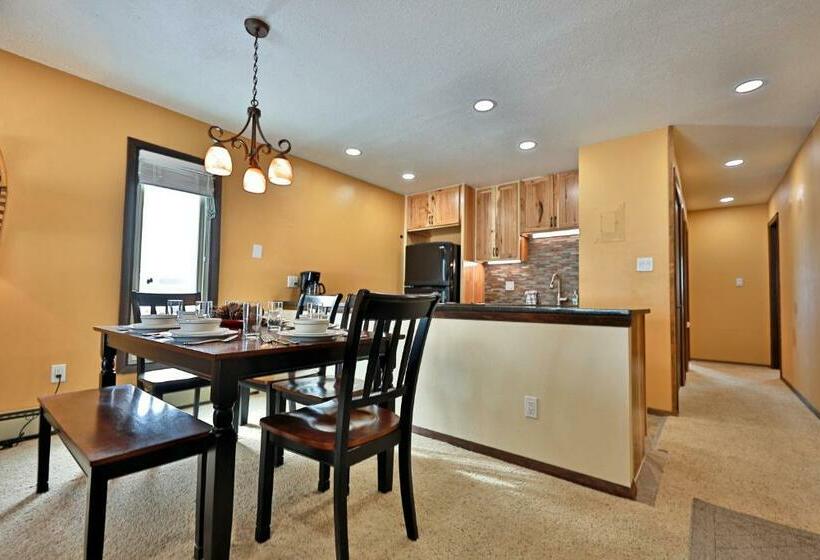 2ベッドルームアパートメント, Meadowridge 0401