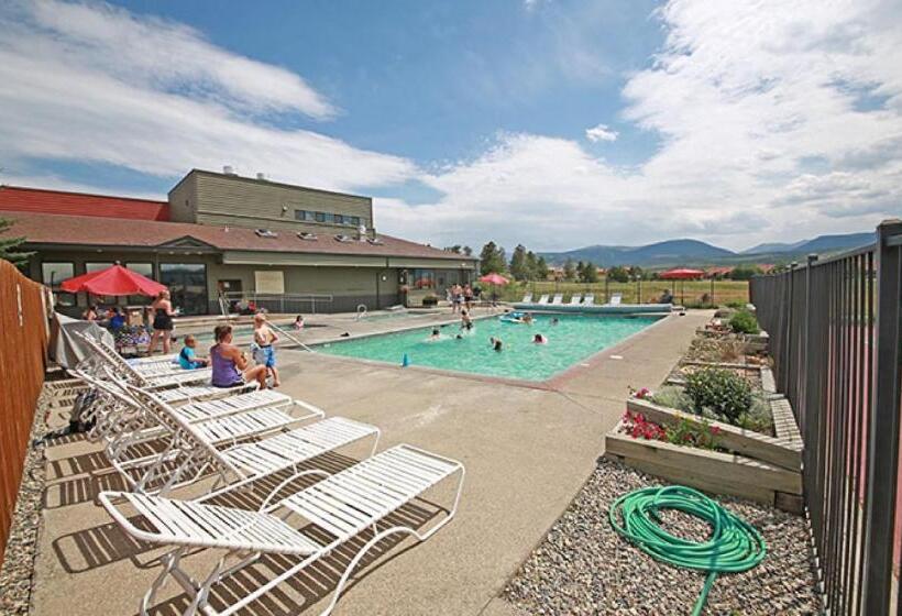 2ベッドルームアパートメント, Meadowridge 0401