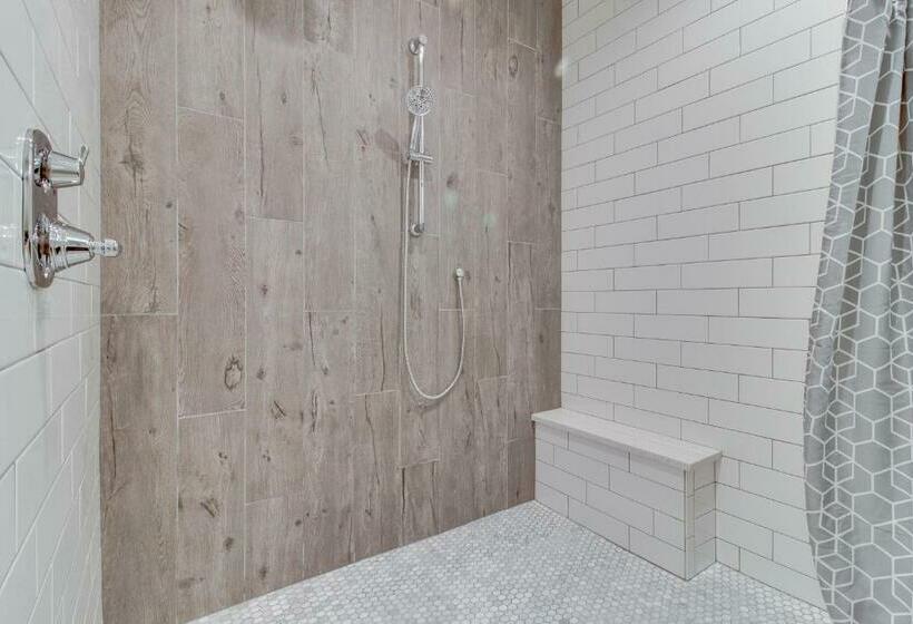 标准工作室, Johnson Street Studio