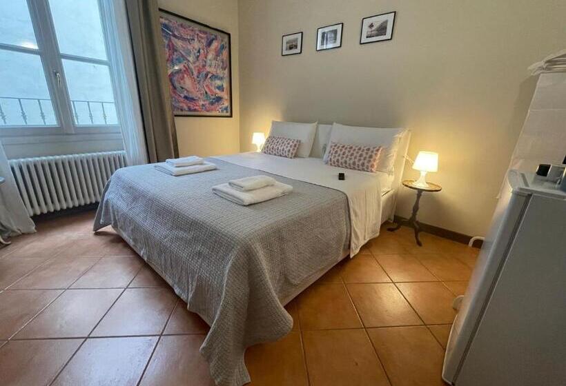 اتاق استاندارد, La Camera Di Lidia