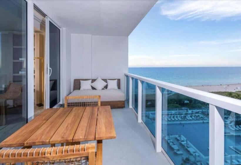 Люкс Deluxe Вид на Море, 1 Hotel & Homes Miami Beach Oceanfront Residence Suites By Joe Semary