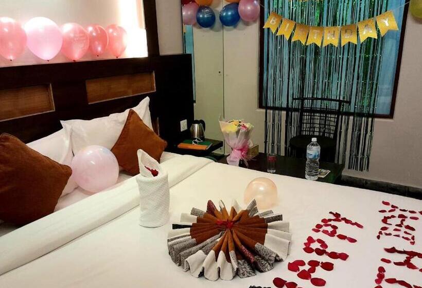 اتاق استاندارد با چشمانداز دریاچه, Kunja