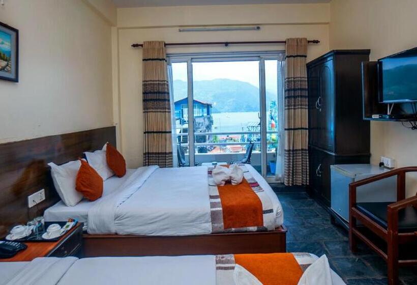 اتاق لوکس خانوادگی, Kunja