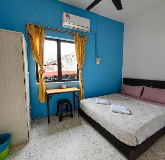 בית, 4 חדרי שינה, Mac Inn 94