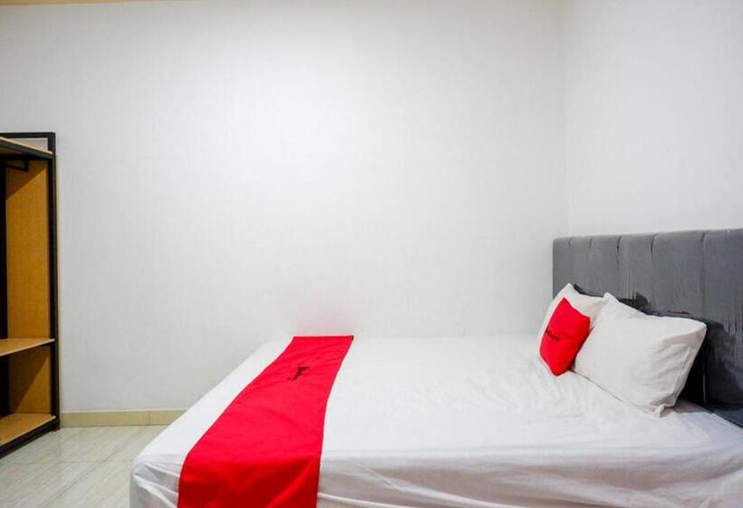 スーペリアールーム, Reddoorz Near Universitas Negeri Makassar 3