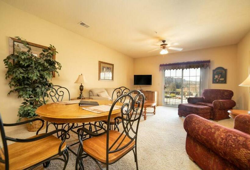 침실 2개 아파트, The Links At Thousand Hills