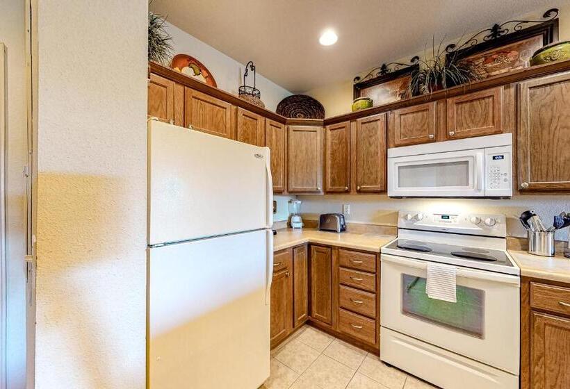 침실 2개 아파트, The Links At Thousand Hills