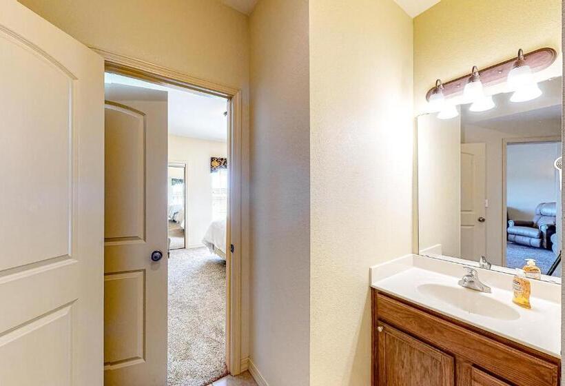 침실 2개 아파트, The Links At Thousand Hills