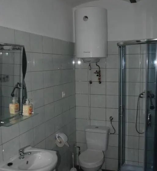 Standard-huone Järvinäkymä, łabądkowo