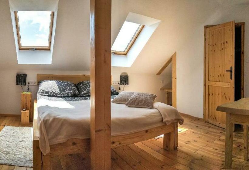 اتاق استاندارد, Chata Na Końcu świata