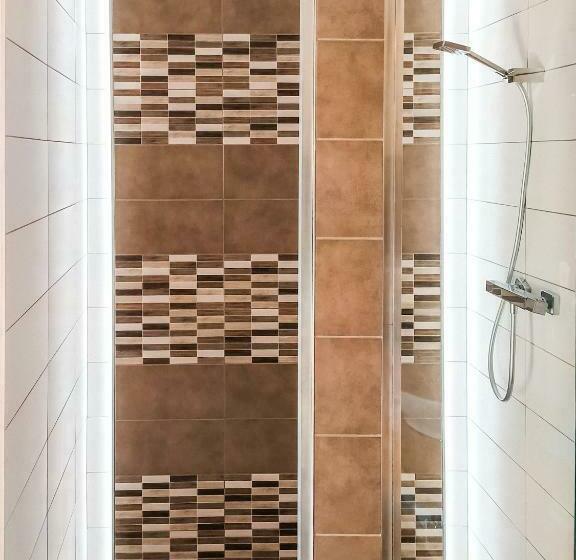 اتاق استاندارد, Chata Na Końcu świata