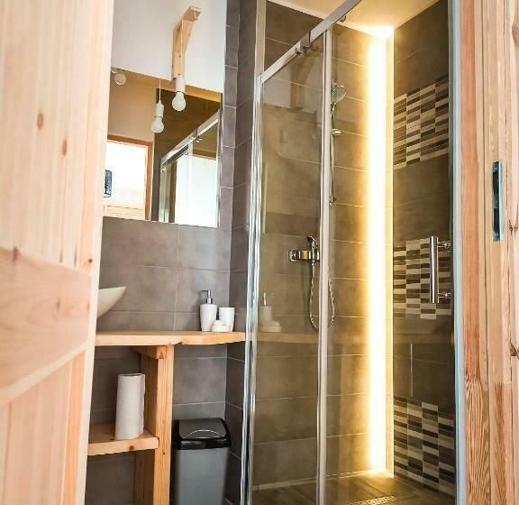 اتاق استاندارد, Chata Na Końcu świata