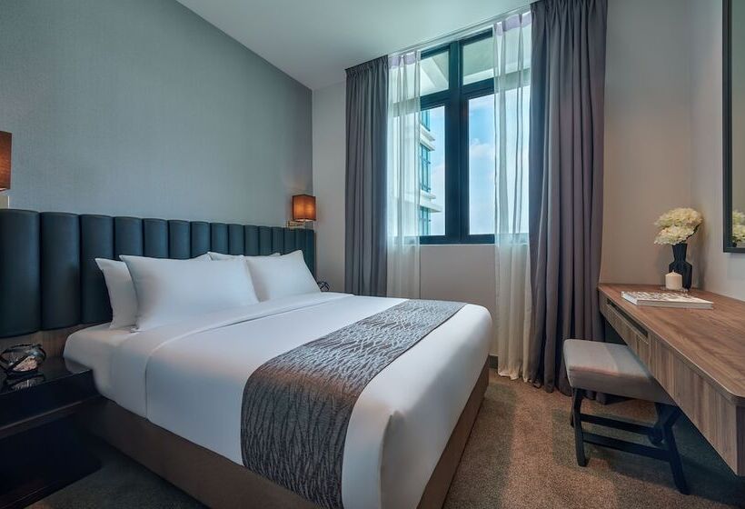 Апартаменты Deluxe 2 Спальни, Mercure Living Putrajaya