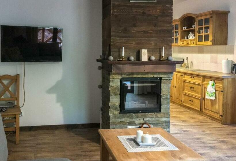 １ベッドルームドゥプレックスアパートメント, Tarninowe Wzgórze