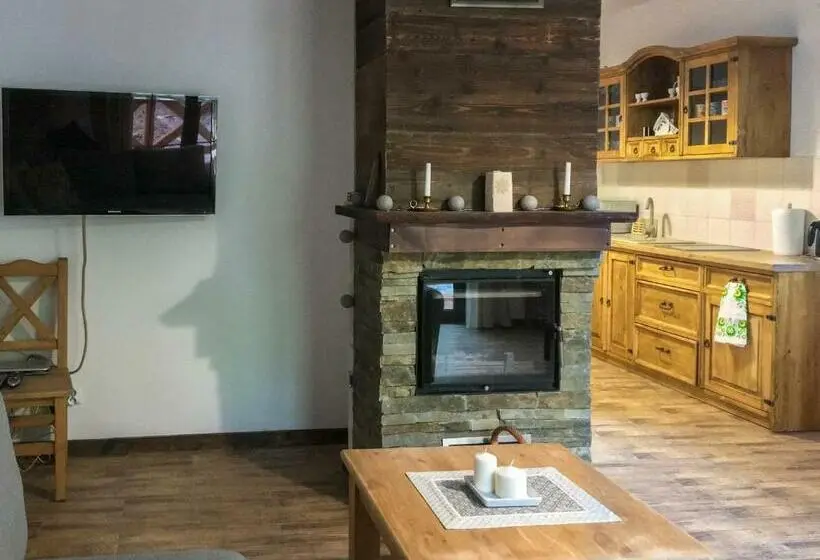 1ベッドルームドゥプレックスアパートメント, Tarninowe Wzgórze
