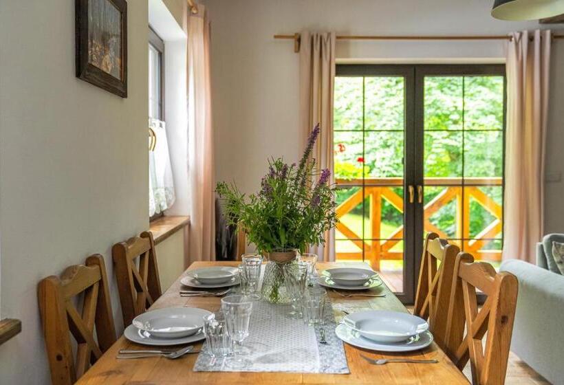 １ベッドルームドゥプレックスアパートメント, Tarninowe Wzgórze