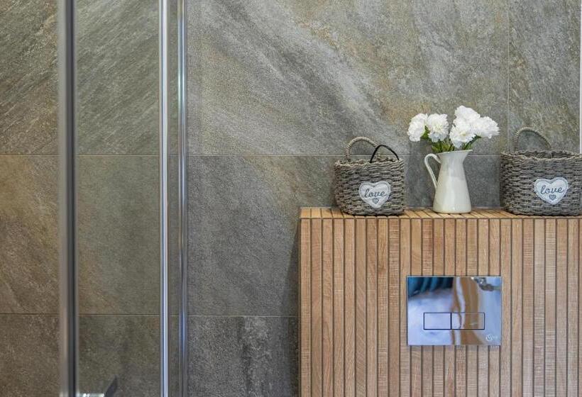 スタンダードルーム, Tarninowe Wzgórze