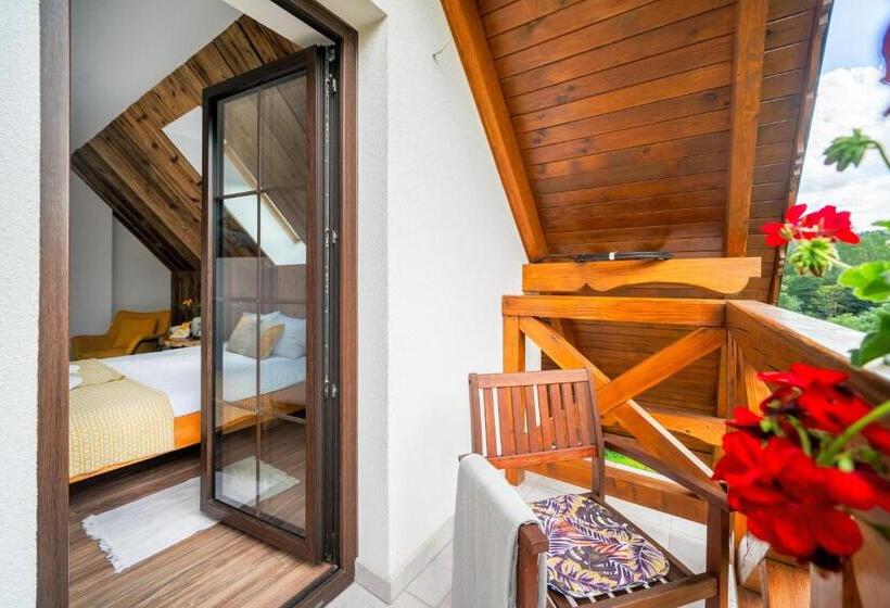 バルコニー付きスタンダードルーム, Tarninowe Wzgórze