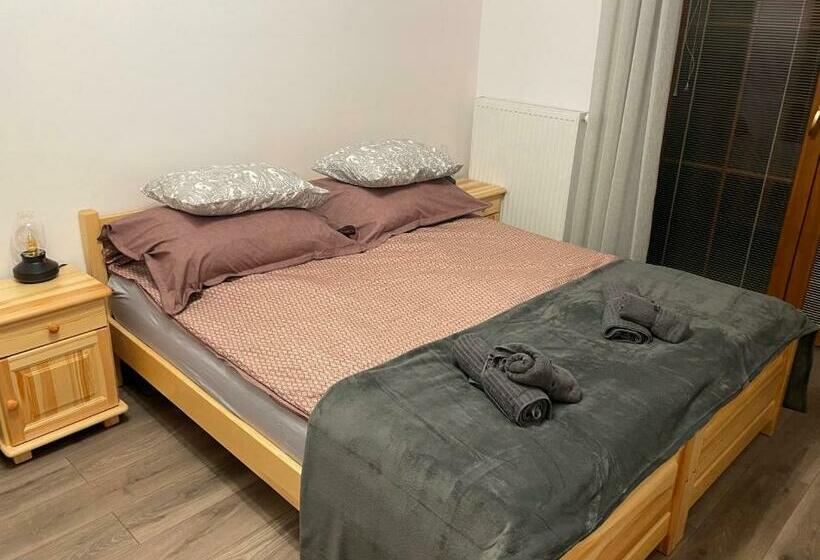 Номер Стандарт, W łęgu Natury