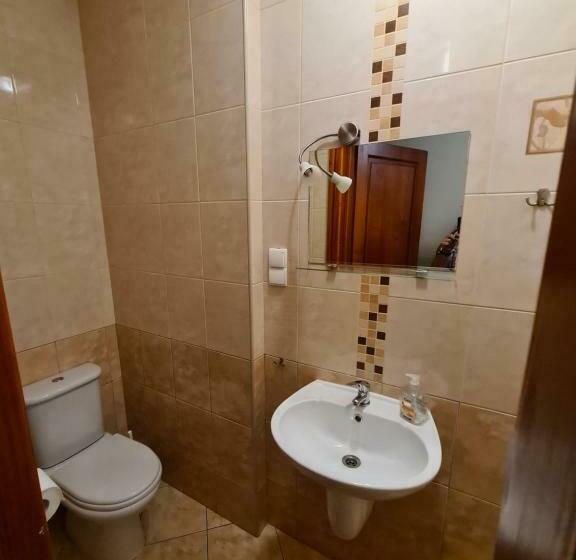 Quarto Estandar, Gościniec Halka