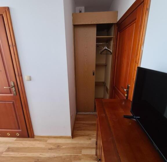 标准间, Gościniec Halka