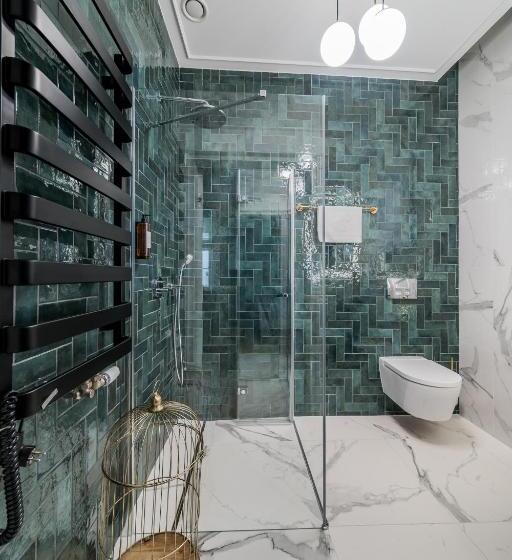 חדר דלוקס, H Apart