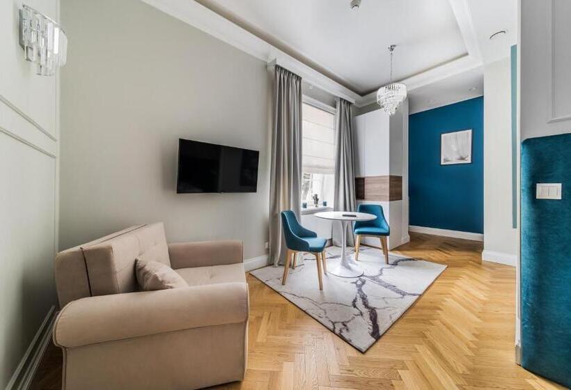 חדר דלוקס לשלושה, H Apart