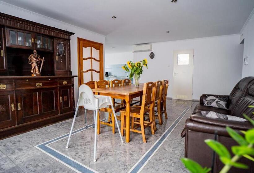 آپارتمان 1 خوابه, Ik Maria