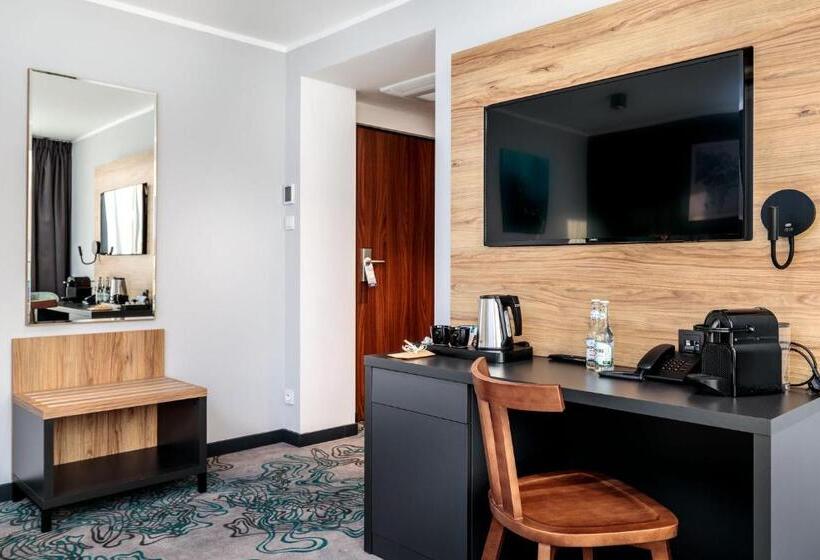 エクゼクティブルーム, Kyriad Stargard