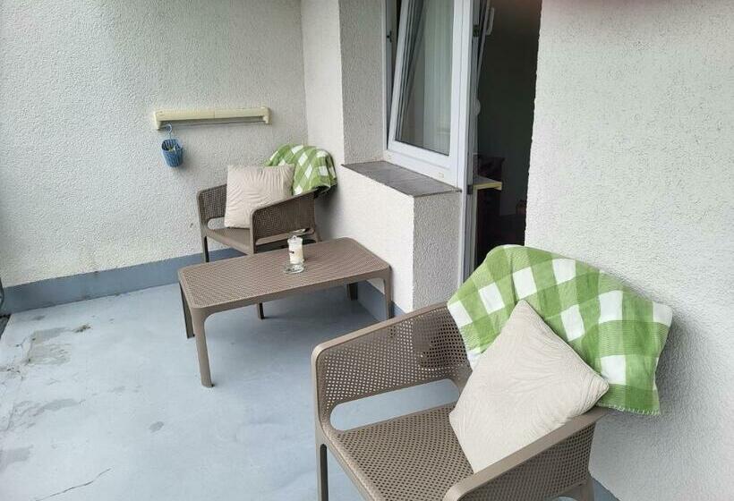 شقة غرفة نوم واحدة مزودة بشُرفة, Rezydencja Bielik