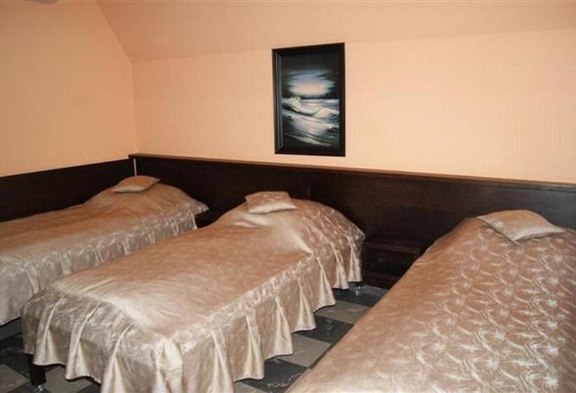 スタンダードトリプルルーム, Pokoje Gościnne Gum Bar