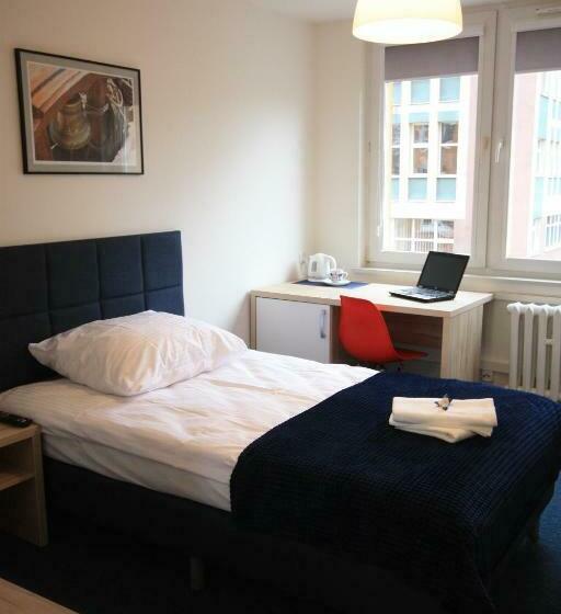 Номер Стандарт Индивидуальный Совместная Ванная, Studencki Dom Marynarza Pasat