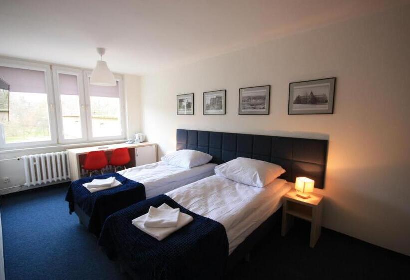 Номер Стандарт Совместная Ванная, Studencki Dom Marynarza Pasat