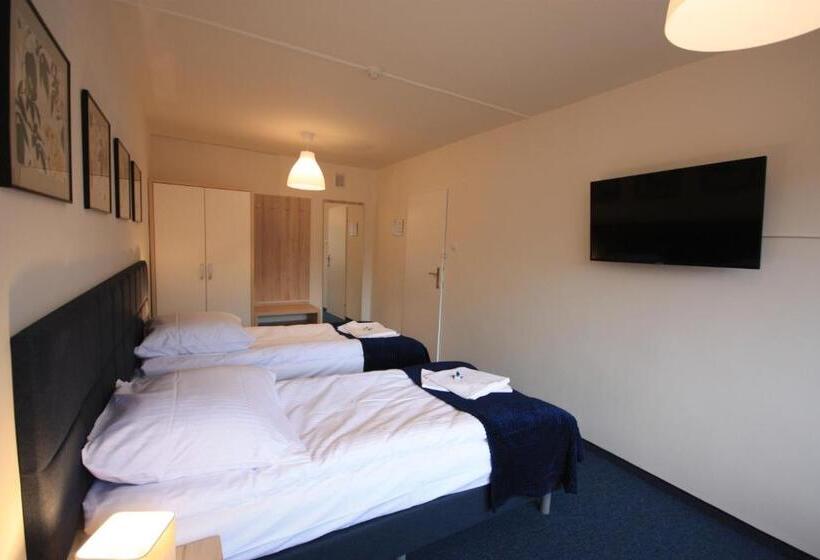 Номер Стандарт Совместная Ванная, Studencki Dom Marynarza Pasat