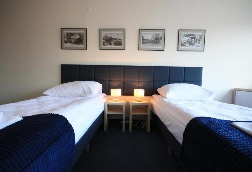 Номер Стандарт Совместная Ванная, Studencki Dom Marynarza Pasat