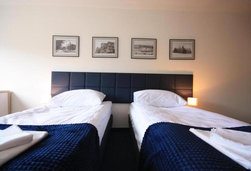 Номер Стандарт Совместная Ванная, Studencki Dom Marynarza Pasat